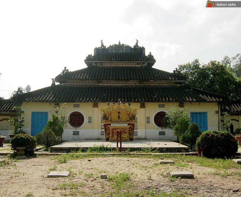 Ngôi Đình Định Yên ở tỉnh Đồng Tháp
