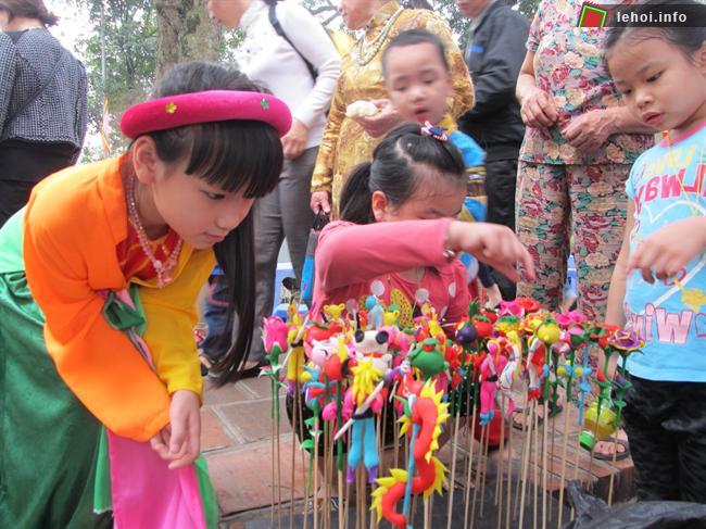 Lễ hội Chùa Láng tại Hà Nội