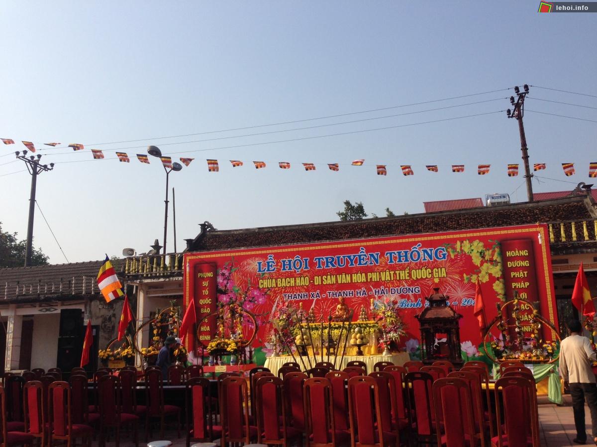Lễ hội chùa Bạch Hào tại Hải Dương