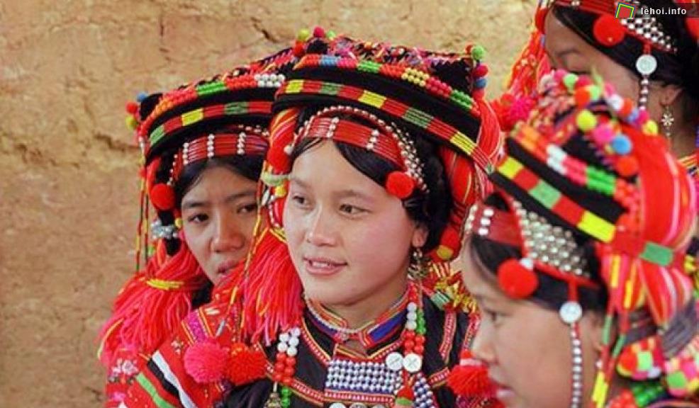 Lễ hội trùm chăn của người Hà Nhì ở Lào Cai