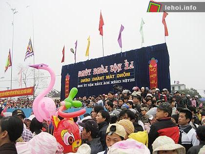 Tuyên Quang: Lễ hội Lồng Tông ảnh 1