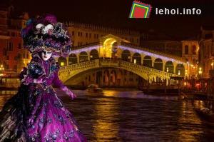 Lễ hội hóa trang Venice.
