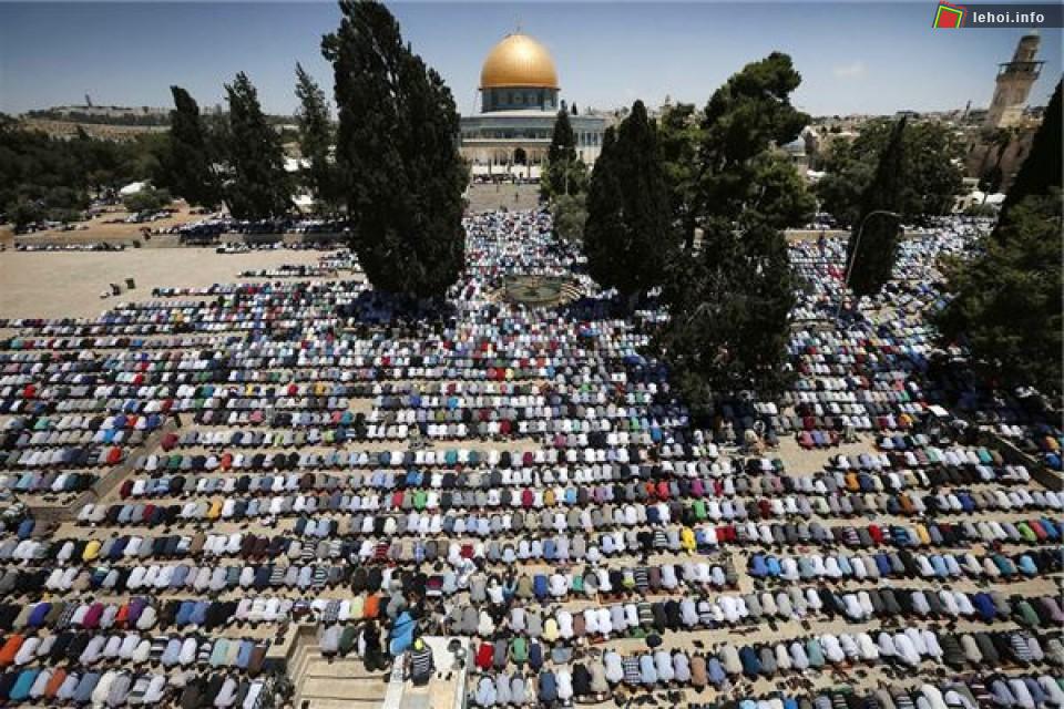 Người Hồi giáo bắt đầu tháng lễ Ramadan