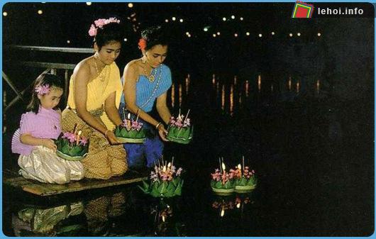 Lễ hội đèn lồng Loy krathong ở Thái Lan