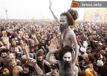 Lễ hội Maha Kumbh Mela ở Ấn Độ