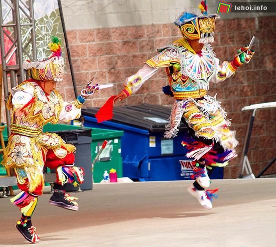Độc đáo lễ hội múa kéo ở Peru