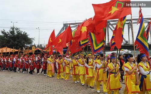 Lễ rước nước tại bến Giang Tân