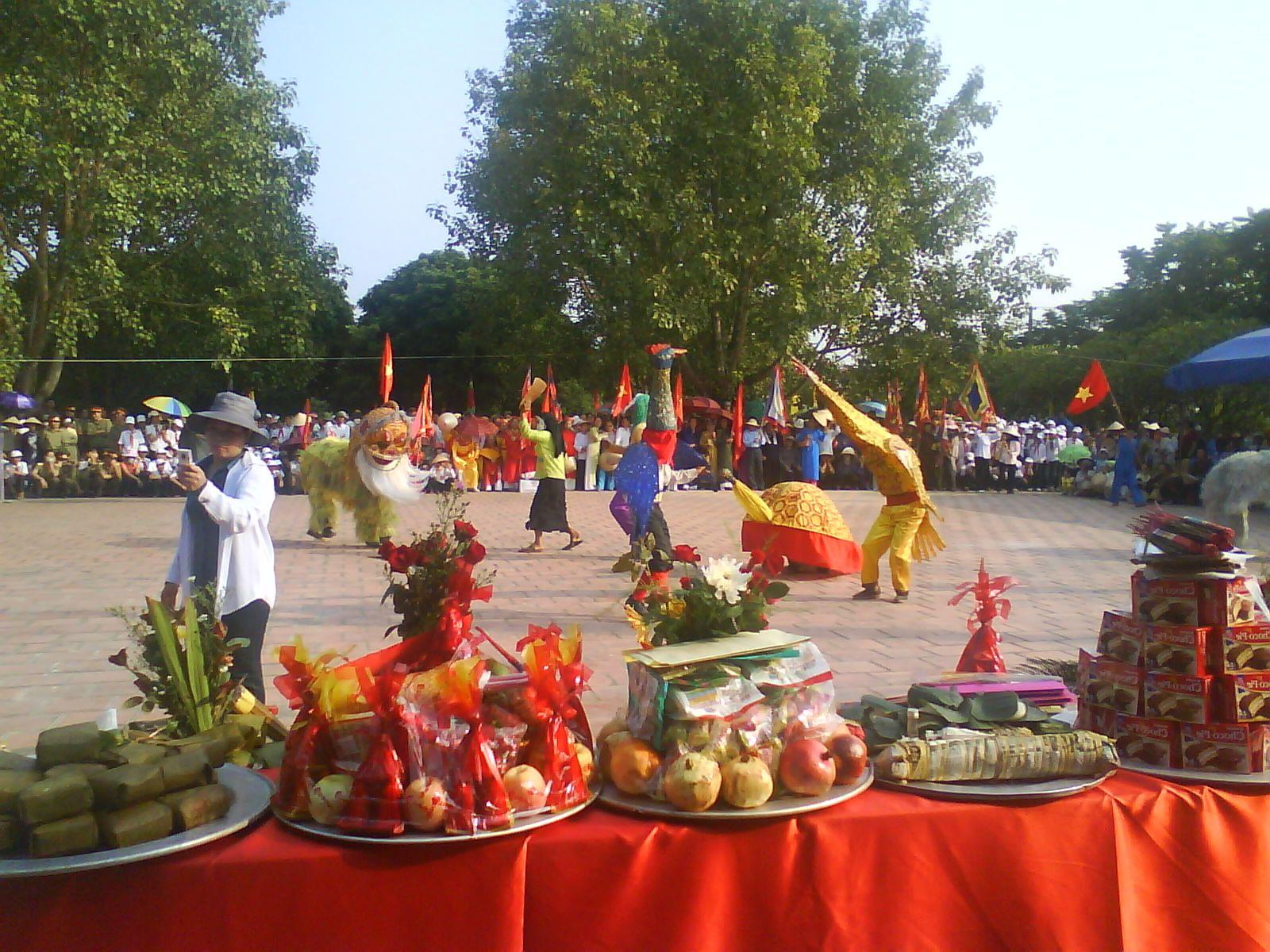 Lễ hội đền An Sinh được diễn ra trong 3 ngày