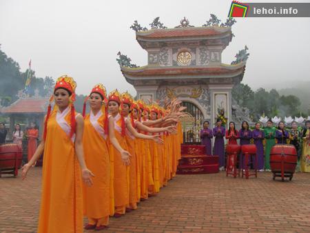Đặc sắc lễ hội Đền Huyền Trân tại Thừa Thiên Huế