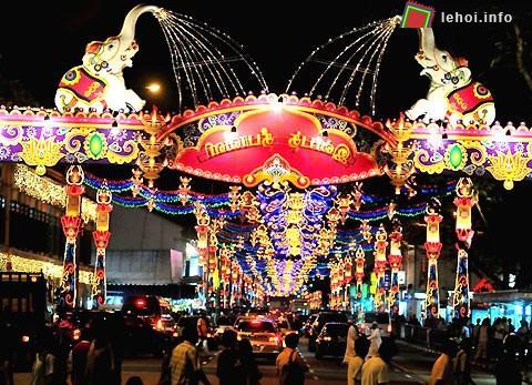 Độc đáo lễ hội ánh sáng rực rỡ tại Singapore