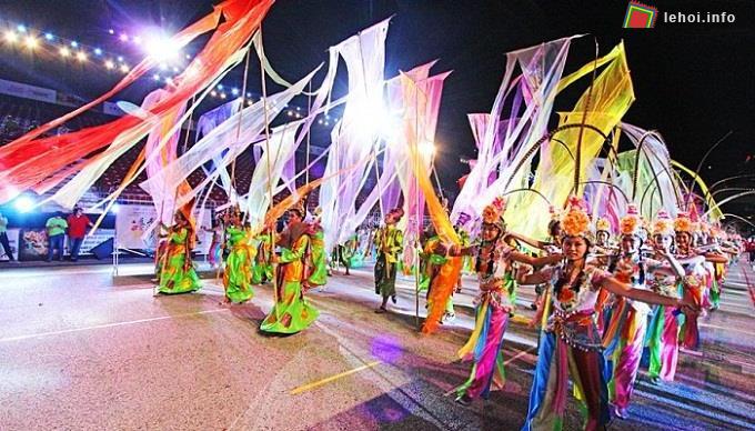 Lễ hội diễu hành Chingay Parade tại Singapore