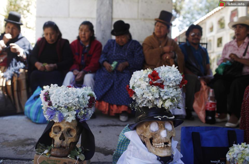 Độc đáo Lễ hội đầu lâu tại Bolivia
