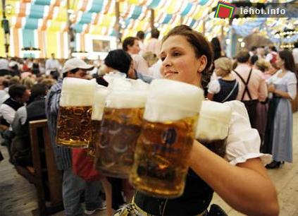 Lễ hội bia Oktoberfest tại Munich