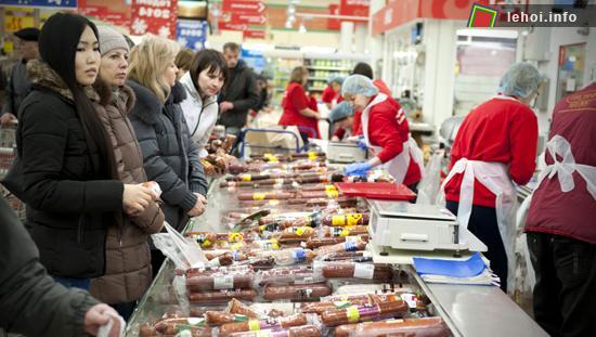 Người dân Nga sẽ tiết kiệm tiền mua thực phẩm cho Năm mới