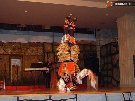 Độc đáo lễ hội múa kéo tại Peru ảnh 1