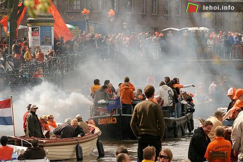 Queen’s Day - Hà Lan: Lễ hội đường phố lớn nhất thế giới ảnh 2