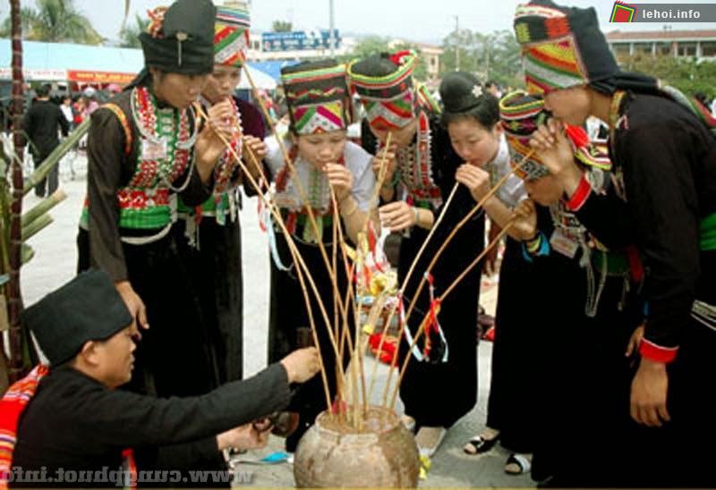 Lễ hội Xen Pang Ả dân tộc Kháng tại Sơn La