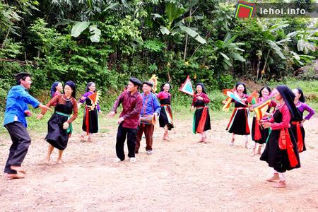 Lễ hội Khai nhạc của dân tộc Cao Lan tại Tuyên Quang ảnh 2