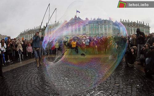 Sôi động với Lễ hội thổi bong bóng tại Nga ảnh 2