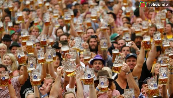 Khai mạc lễ hội bia Oktoberfest lần thứ 178 ở Đức ảnh 3