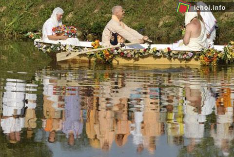 Hungary: Lễ hội thần Krishna. ảnh 3