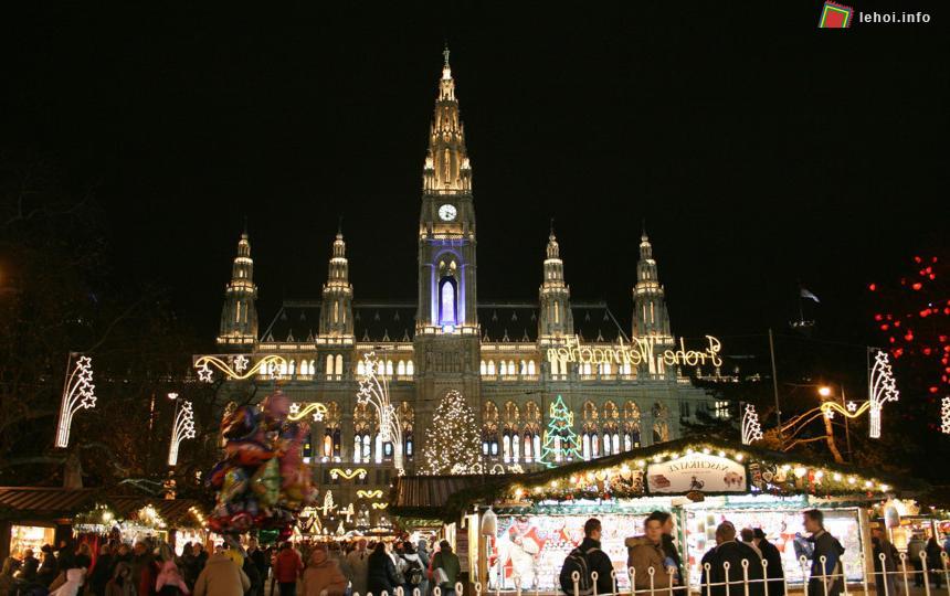 Khu thương mại Rathausplatz tại thành phố Vienna