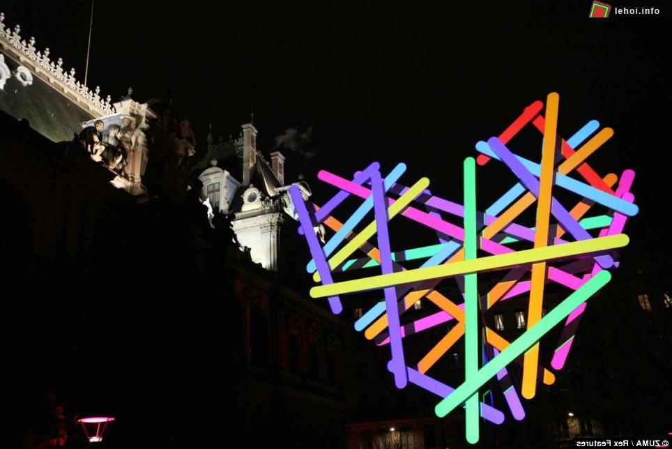 Lung linh lễ hội ánh sáng ở thành Lyon, nước Pháp ảnh 5