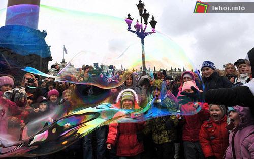 Sôi động với Lễ hội thổi bong bóng tại Nga ảnh 5