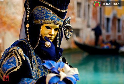 Lễ hội hóa trang ở Venice, Italia ảnh 6