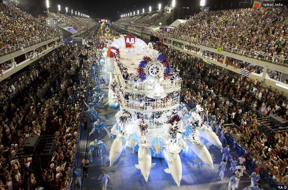 Rio Carnival rực rỡ sắc màu trại Brazil ảnh 7