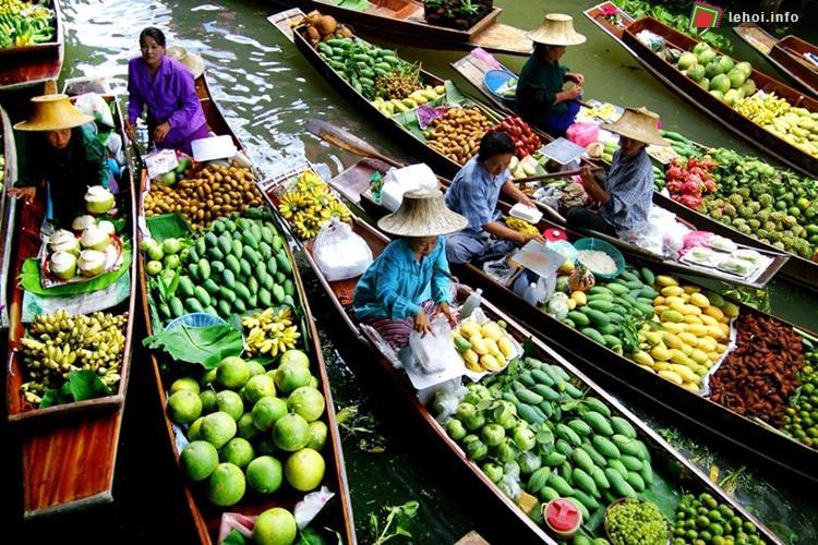 Chợ nổi trái cây