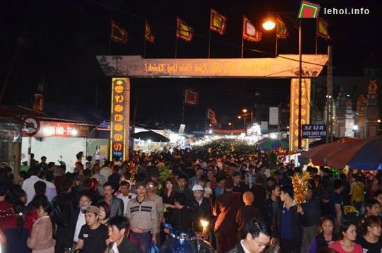 Lễ hội xuân chợ Viềng, Vụ Bản, Nam Định