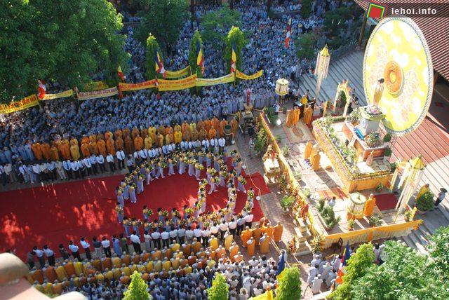 Đại lễ Phật đản Huế sẽ nằm trong chương trình “Năm Du lịch quốc gia Duyên hải Bắc Trung Bộ- Huế 2012”.