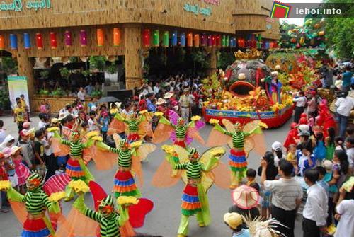 Lễ hội Trái cây Nam bộ 2011 tại TP Hồ Chí Minh. Ảnh 1