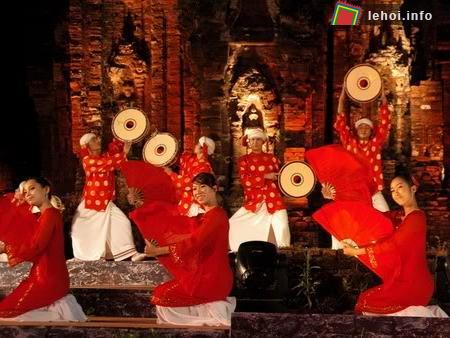 Hành trình di sản- lễ hội  tôn vinh những giá trị văn hoá đặc trưng và  quảng bá sản phẩm du lịch Quảng Nam