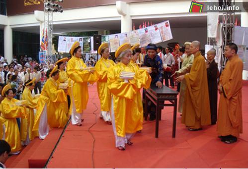 Một số hoạt động trong lễ hội