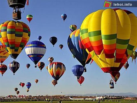 12 phi công sẽ điều khiển khinh khí cầu trong lễ hội