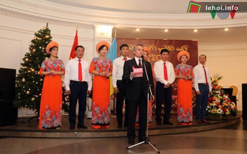 Đại sứ quán Việt Nam tại Ucraina phát biểu tại buổi lễ