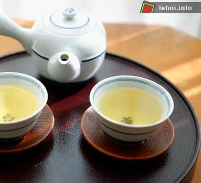Pha trà và mời trà là một môn nghệ thuật sẽ được tái hiện trong Festival Trà Thái Nguyên năm nay.