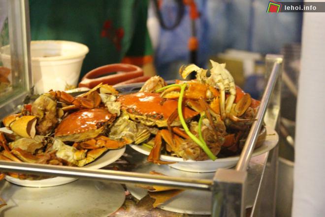 Du khách sẽ có những trải nghiệm tuyệt vời về những món ăn ngon, mới lạ và bổ dưỡng ở vùng ven biển.