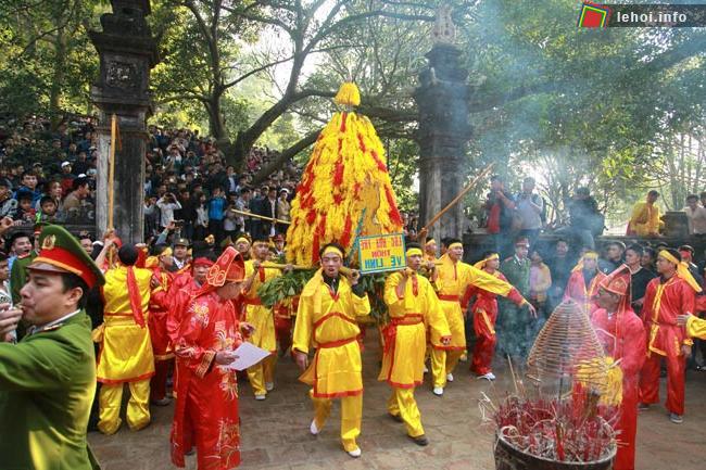 Hội Gióng ở làng Phù Đổng