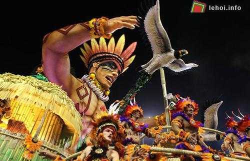 Rio de Janeiro cuồng nhiệt với lễ hội Carnival lần thứ 93 ảnh 3