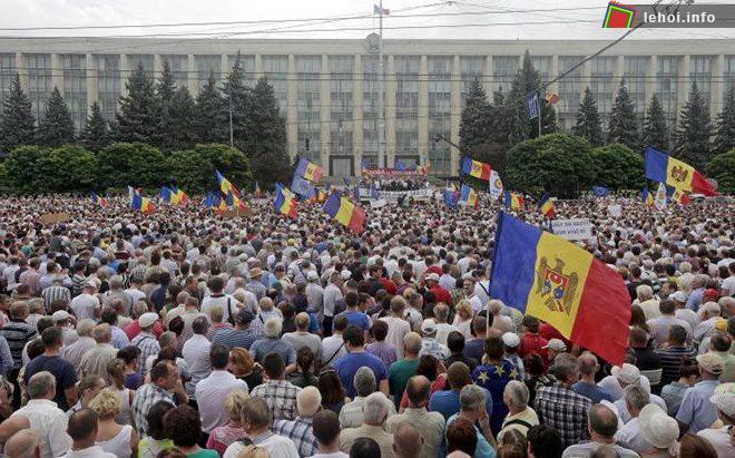 Người dân Moldova biểu tình ở thủ đô Chisinau