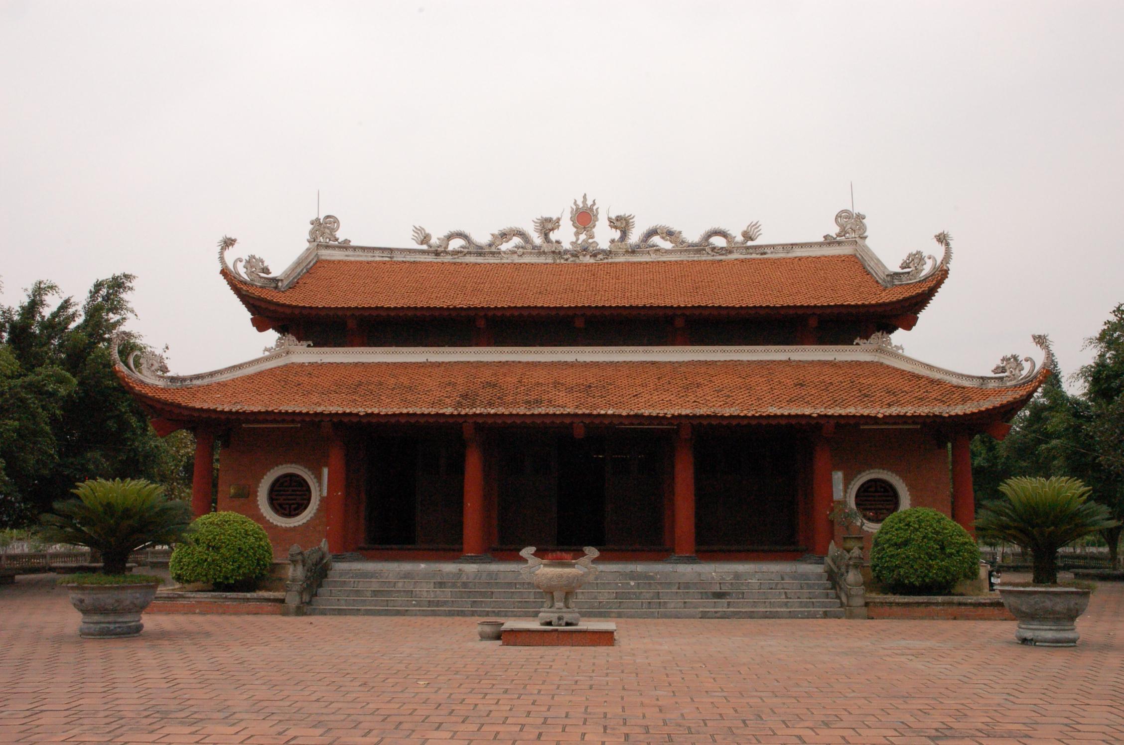 Đền An Sinh, thị xã Đông Triều, Quảng Ninh nơi thờ 8 đời vua nhà Trần