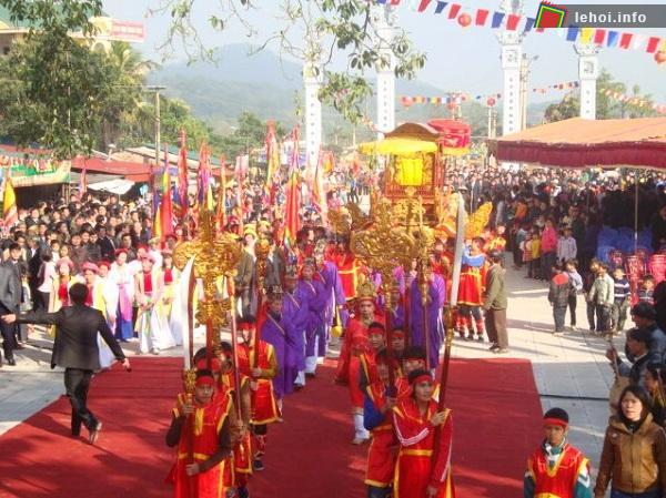 Lễ hội chùa Trầm diễn ra trang trọng