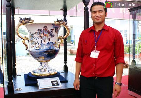 Xác lập 9 kỷ lục gốm sứ Việt Nam – Bình Dương 2010 ảnh 2