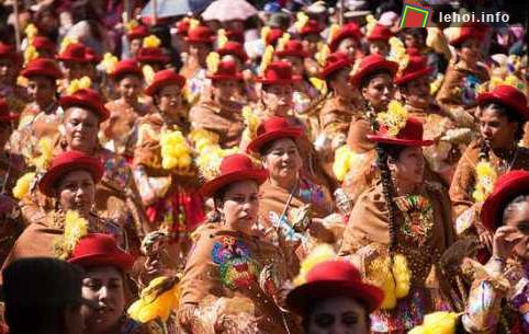 Sôi động lễ Hội Carnival Oruro Tại Bolivia