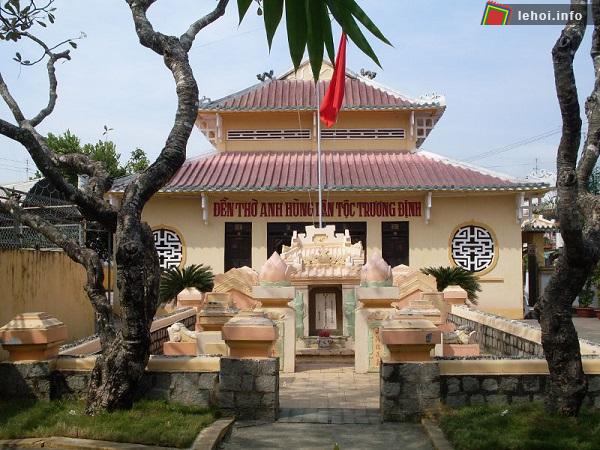 Đền thờ Trương Định nơi diễn ra lễ hội