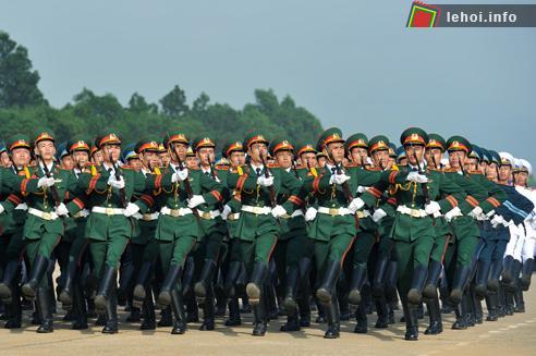 Lễ mít tinh, diễu hành, diễu binh vào sáng 10/10