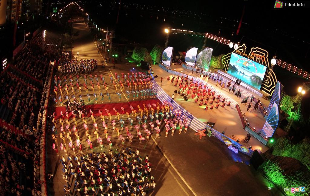 Toàn cảnh lễ khai mạc Lễ hội Carnaval Hạ Long 2017